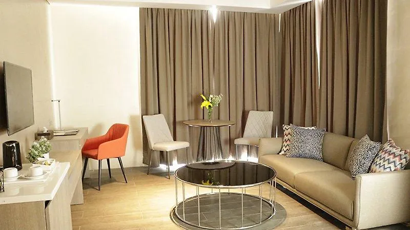 Acacia Hotel Davao 4*,